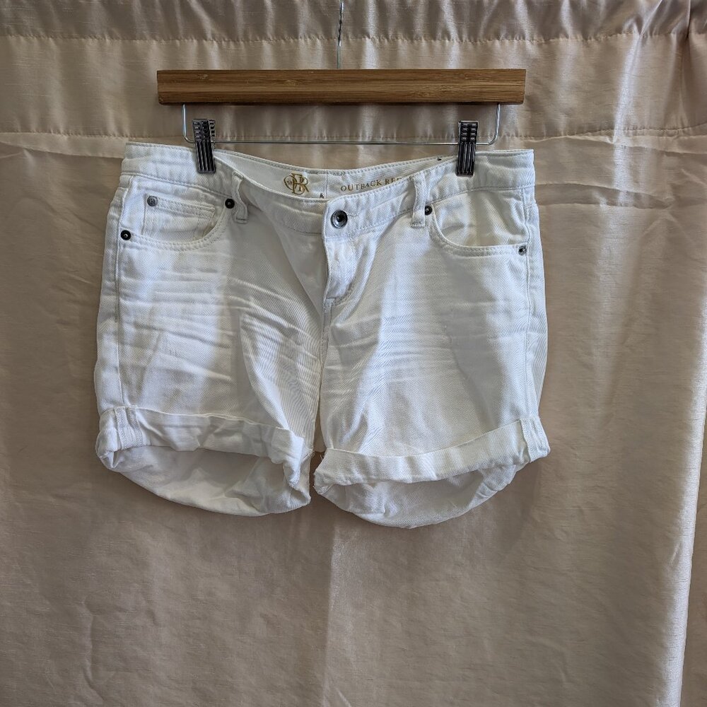 Outback Red White Cuffed Denim Mid-Rise Shorts, SIZE 4